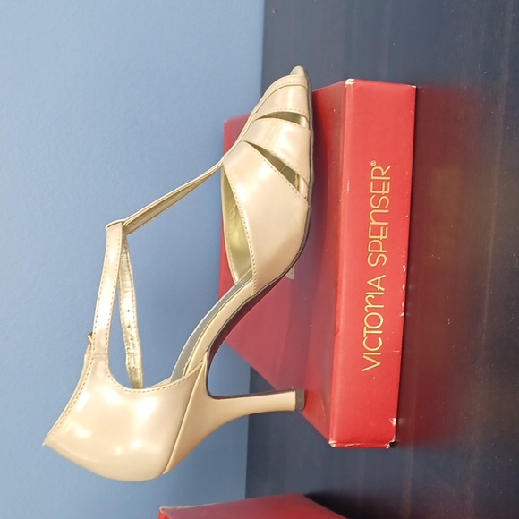 Victoria Spencer Vanna high heel shoes - Picture 2 of 5